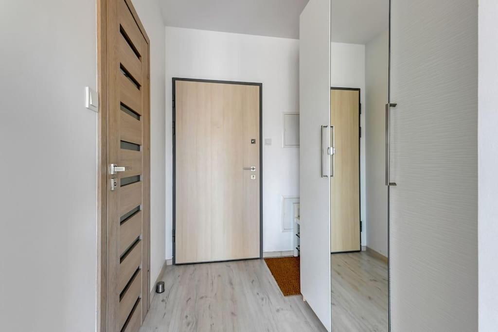 Albatross Tower - Apartament W Centrum Przymorza By Grand Apartments Gdansk Exterior photo